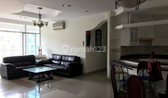 Apartemen mangga dua court