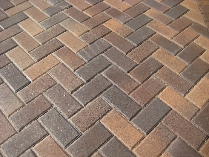 Motif paving warna